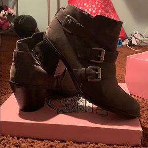 Crown vintage Boots